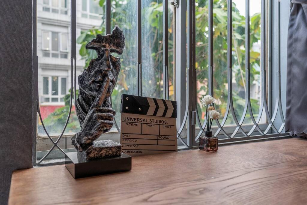 Appartement Romantic Hideout @ Bui Vien District 1 143a